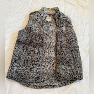 Thread & Supply Gray Sherpa Vest